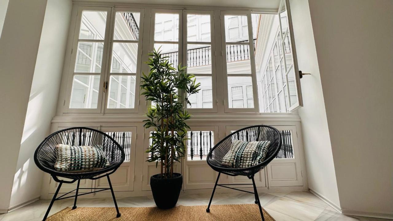 Apartamentos Gadir Centro Cádiz Eksteriør billede