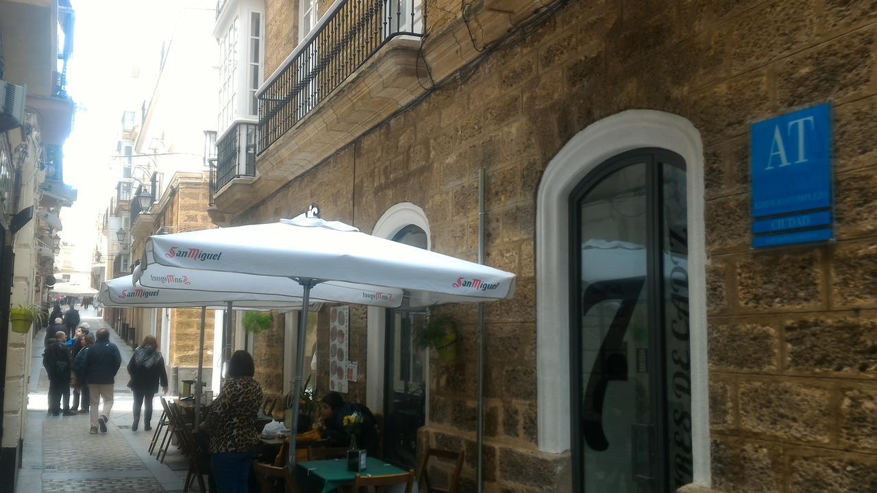 Apartamentos Gadir Centro Cádiz Eksteriør billede